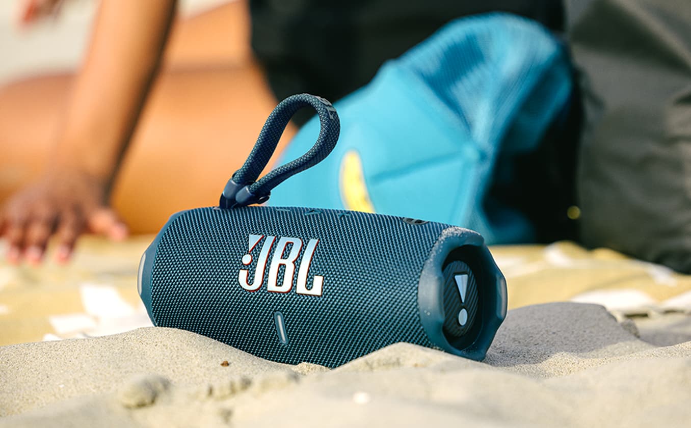 Jbl charge 6 Bluetooth speaker
