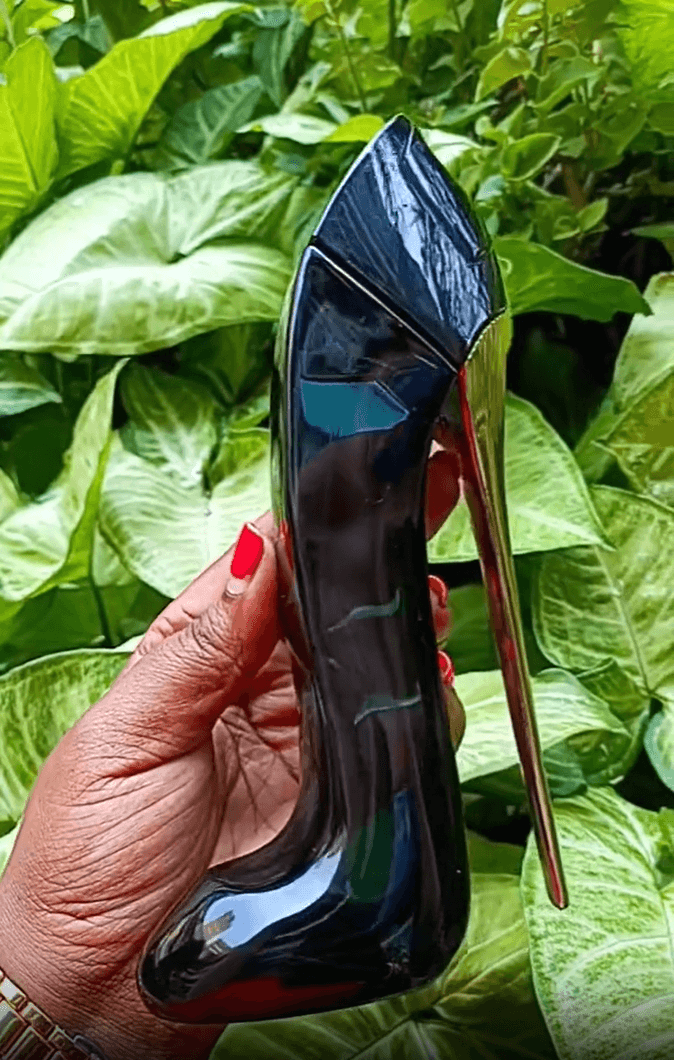 Good Girl by Carolina Herrera for women