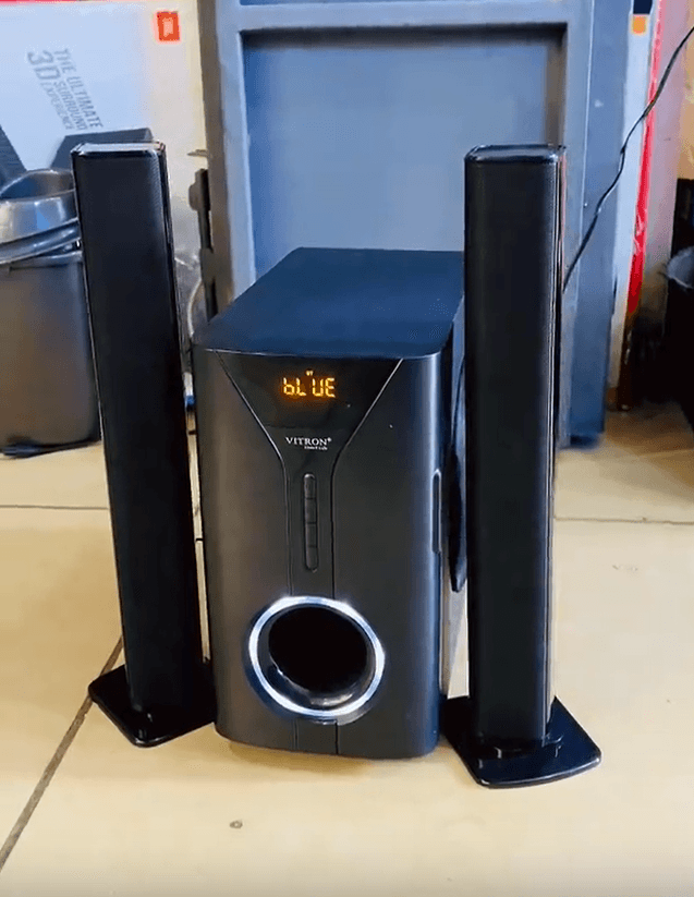 Vitron 527 Multimedia System FM USB BT 9000Watts