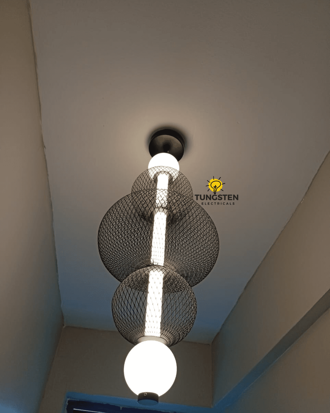 Daphne Black Mesh LED Pendant Light