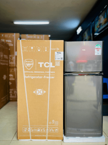 TCL 249L NO FROST DOUBLE DOOR REFRIDGERATOR ( P370TM )