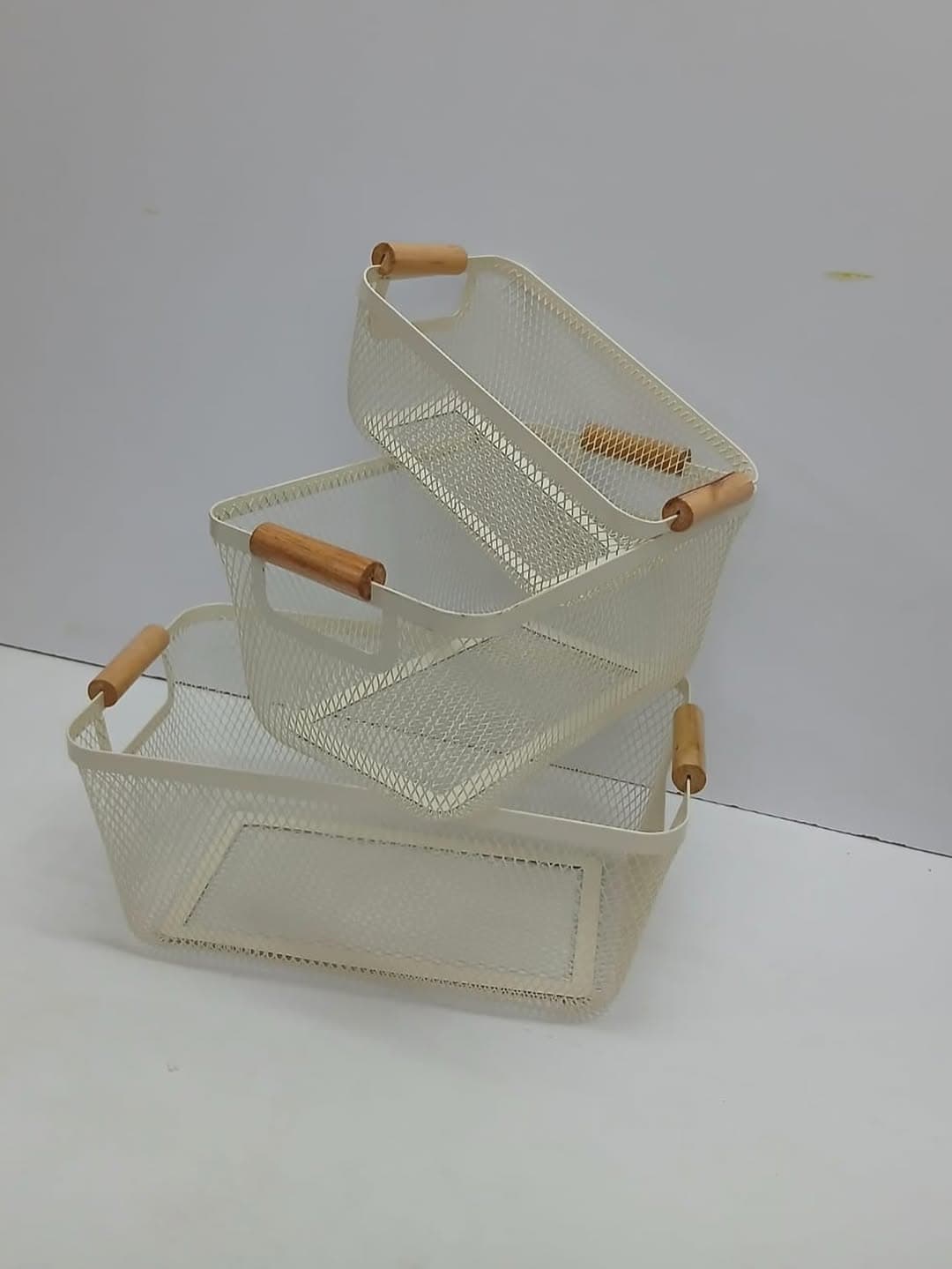 Storage organizers/fruit storage baskets either bamboo handles