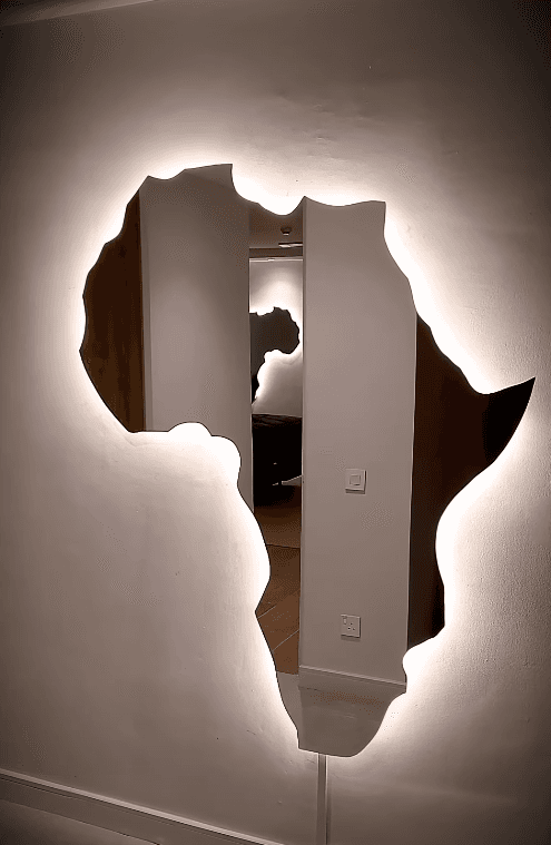 African shaped mirrior
