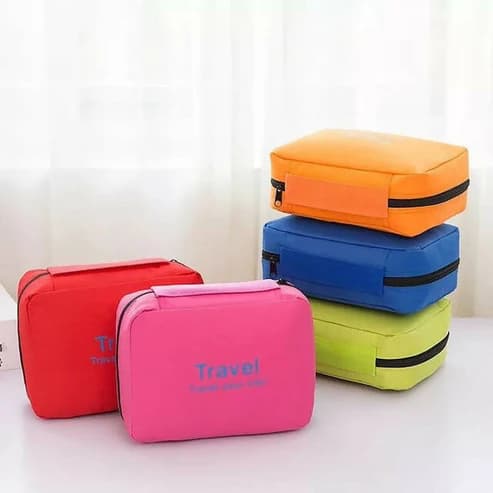 Toiletries travel bag