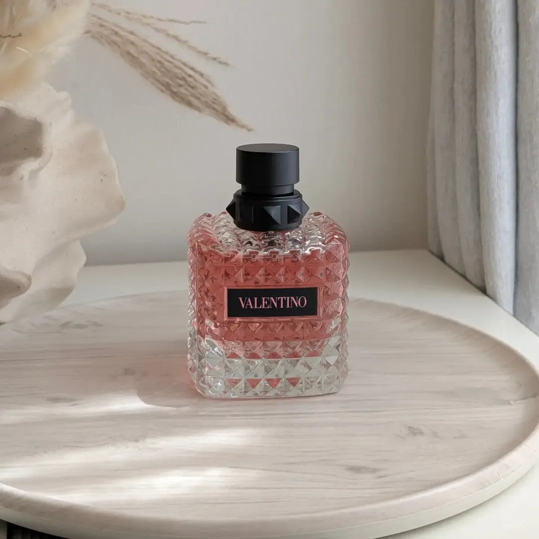 Valentino Donna Born in Roma